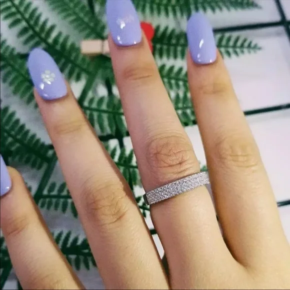 New Women’s 925 Silver Beautiful Diamond Eternity Ring - Picture 2 of 4